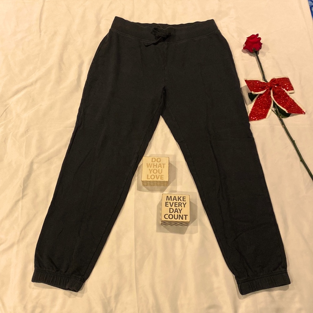 Calla women’s black sweatpants size medium